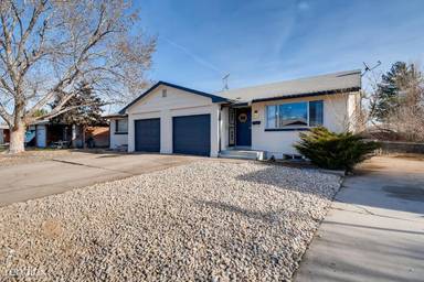 Main picture of 212 N 11th Ct
