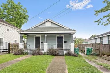 Main picture of 1611 Hesiod St