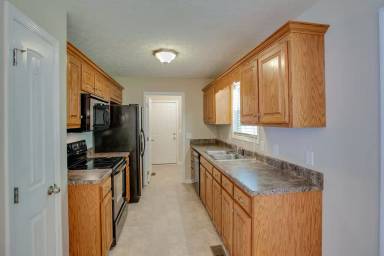 Main picture of 499 Indian Springs Cir