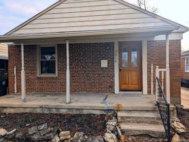 Main picture of 2814 Kenview Ave
