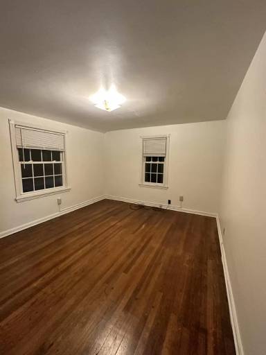Main picture of 25230 Lake Shore Blvd