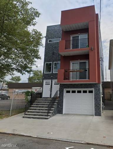 Main picture of 82 Pennington St