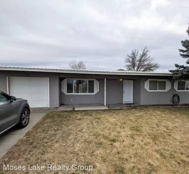 Main picture of 8941 Westover Blvd NE