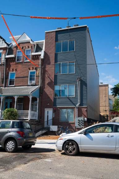 Main picture of 644 N 32nd St