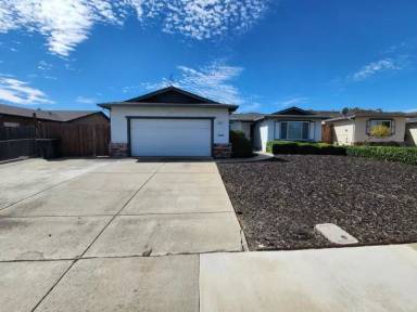 Main picture of 324 Brookside Dr