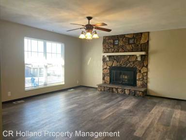 Main picture of 8 Eagle Ctr