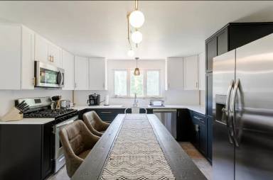 Main picture of 455 Harvest Dr