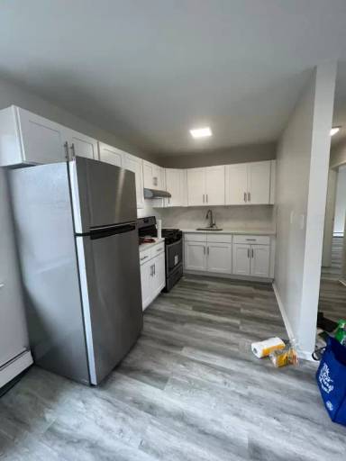 Main picture of 57 E Park St