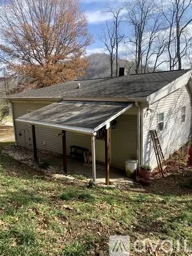 Main picture of 205 Opperman Dr