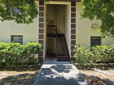 Main picture of 827 Mecca Dr