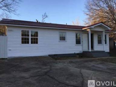 Main picture of 406 2nd Ave W