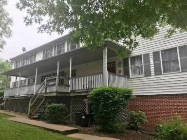 Main picture of 22 E Orange St