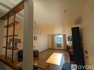 Main picture of 190 Mount Auburn St