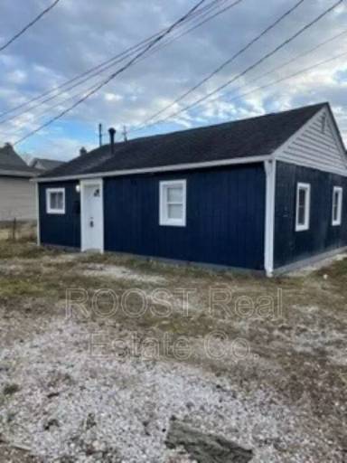 Main picture of 833 Clarendon Ave