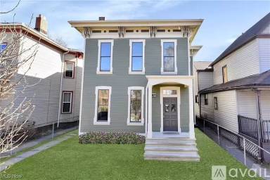 Main picture of 3401 Clinton Ave
