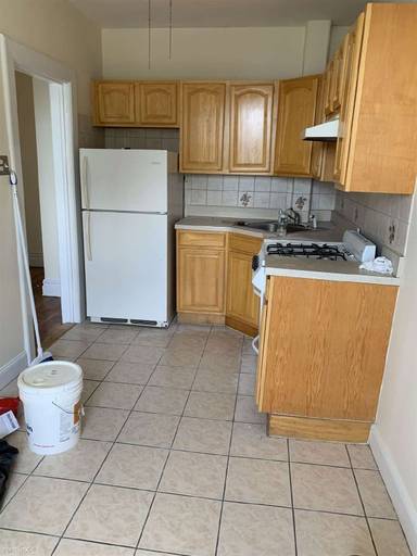 Main picture of 5814 Park Ave