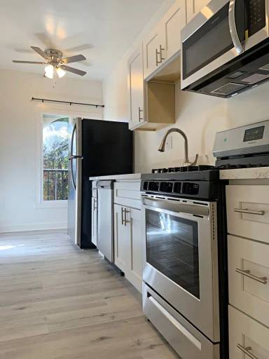 Main picture of 1623 N Mariposa Ave