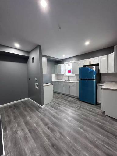 Main picture of 153 Vine St