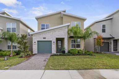 Main picture of 9175 Somerset Dr