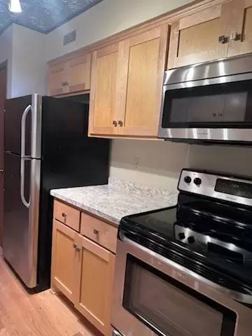 Main picture of 2210 Midland Grove Rd