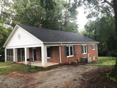 Main picture of 1905 Miller Ave