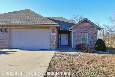 Main picture of 4669 Greenwood Cir