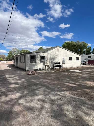 Main picture of 720 E Main St