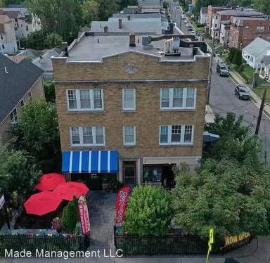 Main picture of 241 Zion St