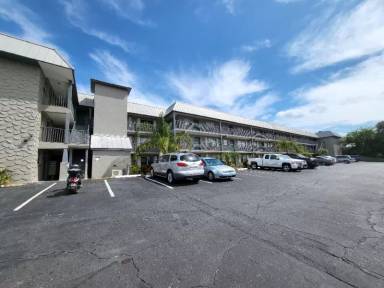 Main picture of 101 S Peninsula Dr