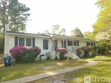 Main picture of 414 Sharon Dr
