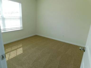 Main picture of 2626 Gingham St