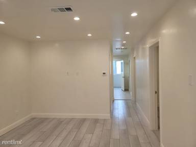 Main picture of 2036 Clement St