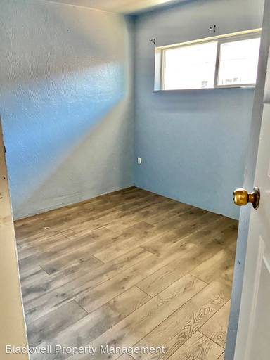 Main picture of 1065 W Marina Dr