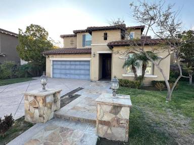 Main picture of 341 Twilight Ct