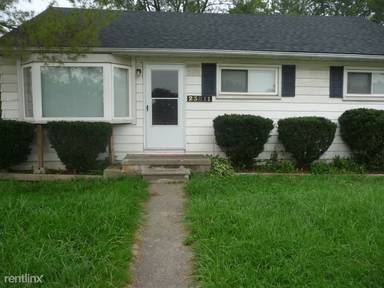 Main picture of 23011 Colgate St