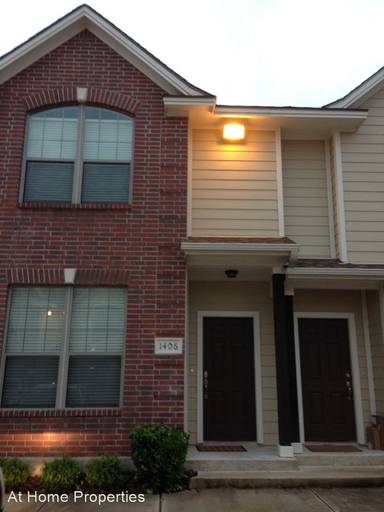 Main picture of River Ridge Townhomes
