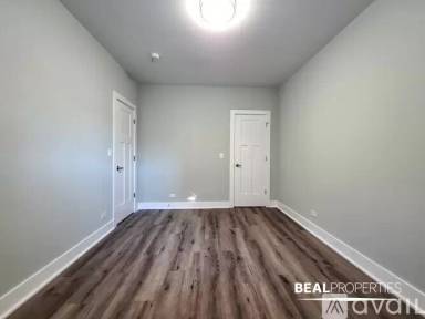 Main picture of N Saint Johns Ct