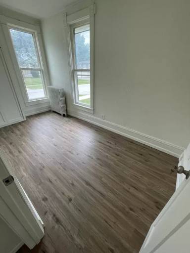 Main picture of 807 Wood St
