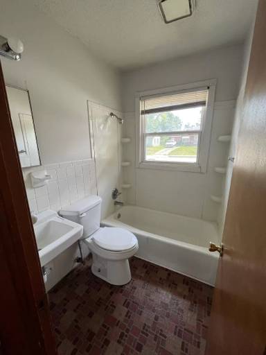 Main picture of 809-817 Broad St