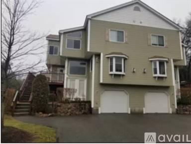 Main picture of 315 America Blvd