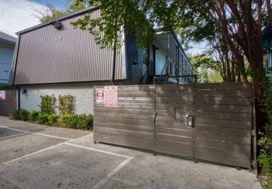 Main picture of 3914 Bowser Ave