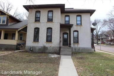 Main picture of 103 Lincoln St