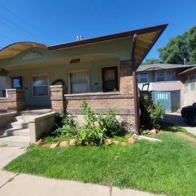 Main picture of 215 E Routt Ave