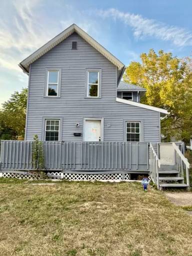 Main picture of 238 S Maple St