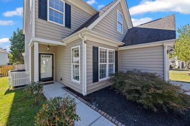 Main picture of 2535 Fossil Stone Ln