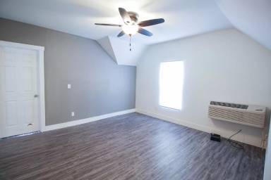 Main picture of T.L. 702 9th Street Southwest - 3