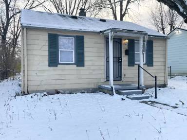 Main picture of 2037 N Luett Ave
