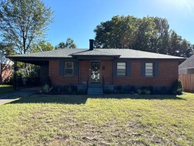 Main picture of 1716 Cornelia Ln