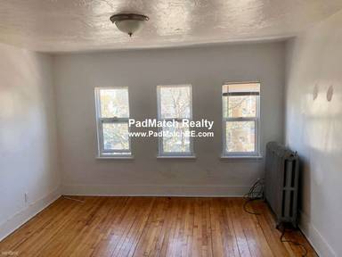 Main picture of 91 Devon St