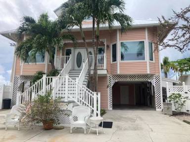 Main picture of 1200 Butterfly Ct